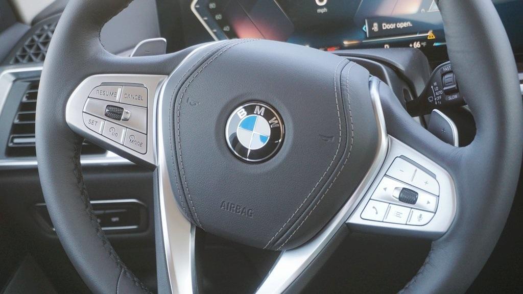 new 2026 BMW X7 car, priced at $94,385