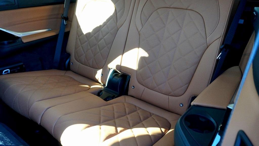 new 2026 BMW X7 car, priced at $91,465