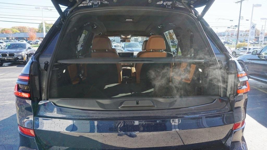 new 2026 BMW X7 car, priced at $104,135