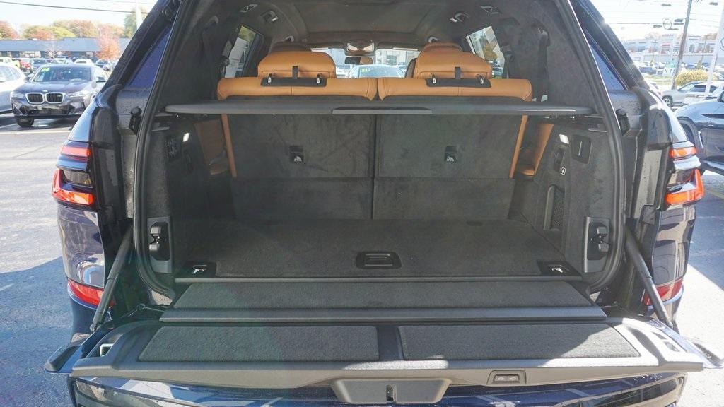 new 2026 BMW X7 car, priced at $104,135