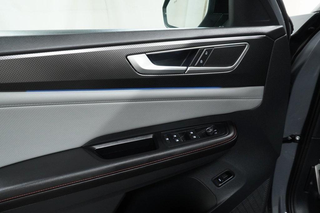 used 2024 Volkswagen Atlas car, priced at $44,720