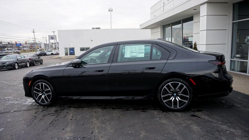 new 2025 BMW 760 car, priced at $130,300