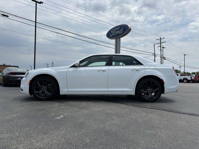 used 2022 Chrysler 300 car, priced at $29,994