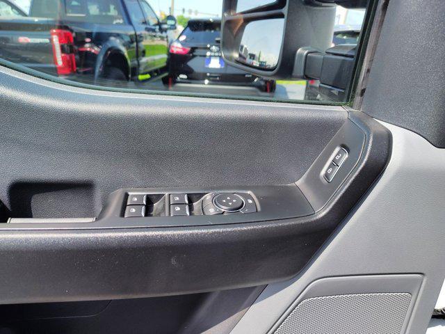 new 2025 Ford F-350 car, priced at $71,955
