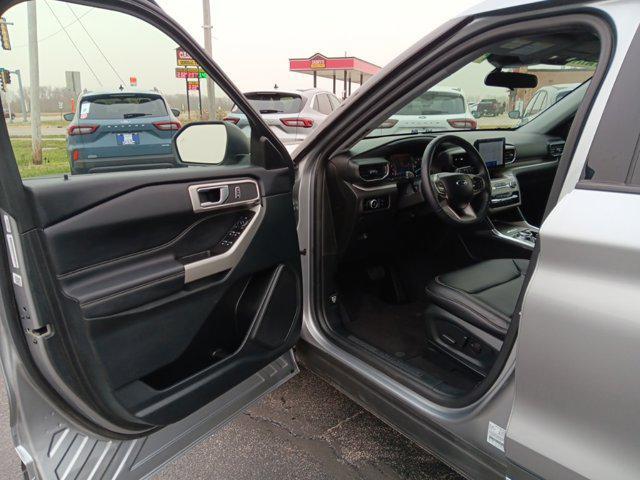 used 2024 Ford Explorer car, priced at $35,994