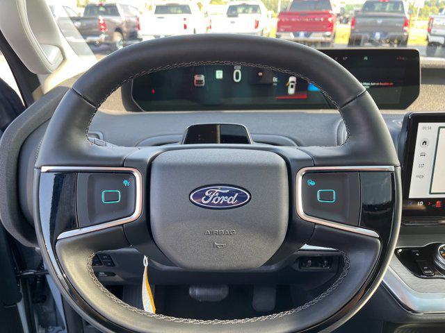 new 2025 Ford Expedition car, priced at $80,750