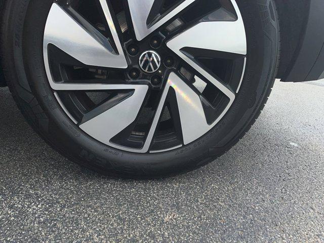 used 2024 Volkswagen Atlas car, priced at $40,997