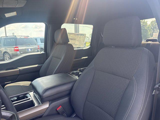 new 2025 Ford F-150 car, priced at $50,652