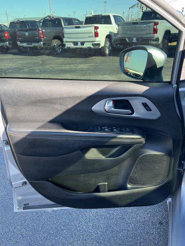 used 2018 Chrysler Pacifica car, priced at $15,595