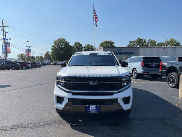 new 2025 Ford Expedition Max car, priced at $90,325