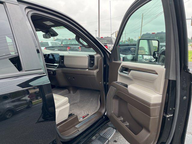 used 2022 Chevrolet Silverado 1500 car, priced at $36,585