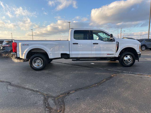 new 2024 Ford F-350 car, priced at $65,993