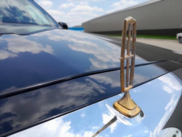 used 1996 Lincoln Town Car car, priced at $12,995