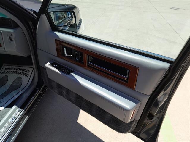 used 1990 Cadillac Fleetwood car, priced at $12,995