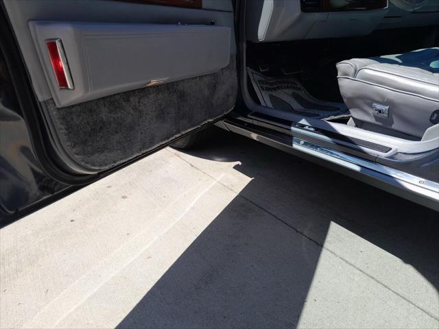 used 1990 Cadillac Fleetwood car, priced at $12,995
