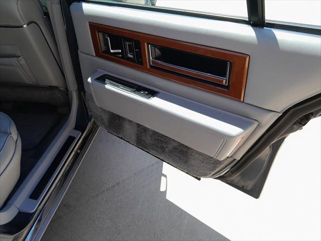 used 1990 Cadillac Fleetwood car, priced at $12,995