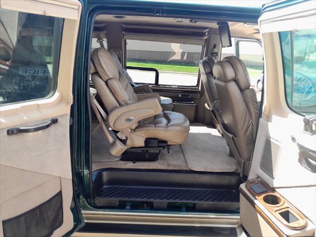 used 2001 Ford E150 car, priced at $13,995