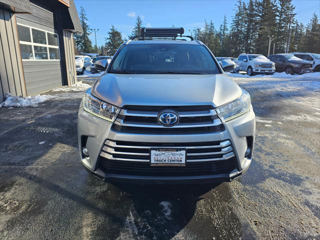 used 2019 Toyota Highlander Hybrid car, priced at $29,850