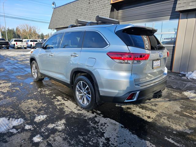 used 2019 Toyota Highlander Hybrid car, priced at $29,850