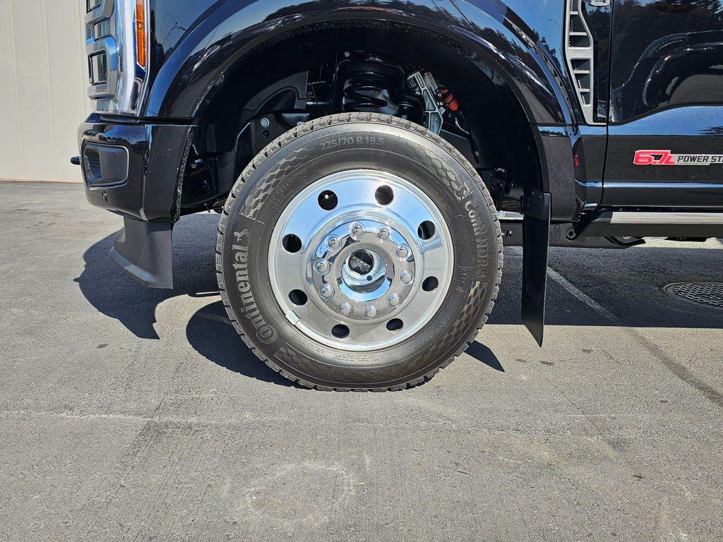 used 2025 Ford F-450 car