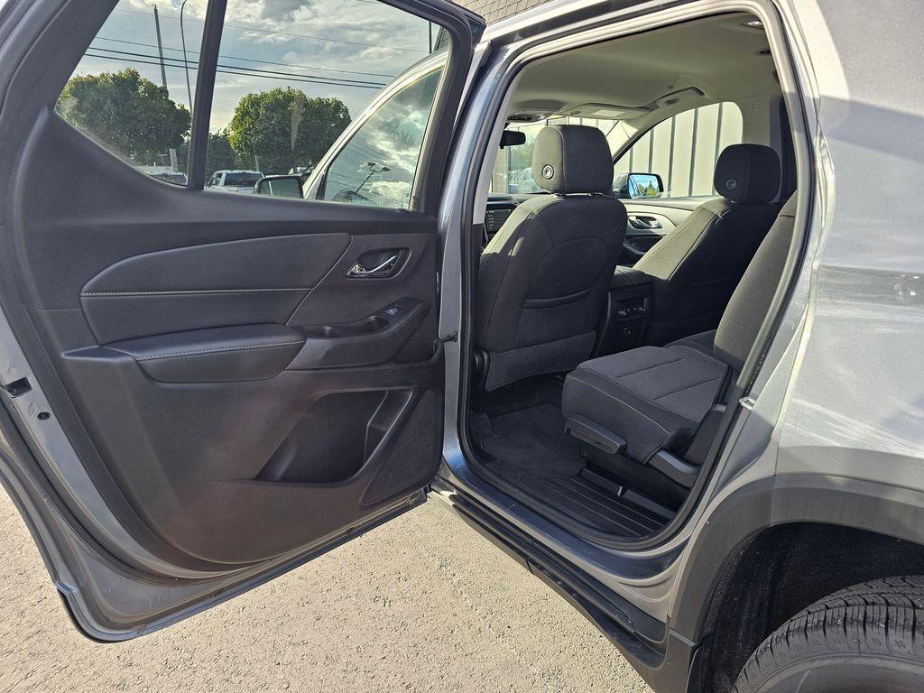 used 2018 Chevrolet Traverse car, priced at $18,850