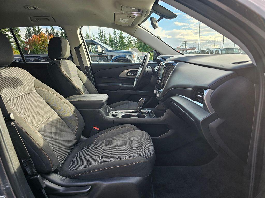 used 2018 Chevrolet Traverse car, priced at $18,850