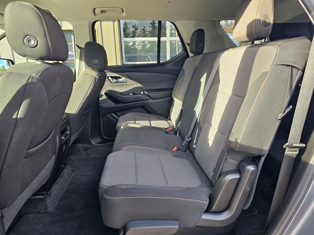 used 2018 Chevrolet Traverse car, priced at $18,850