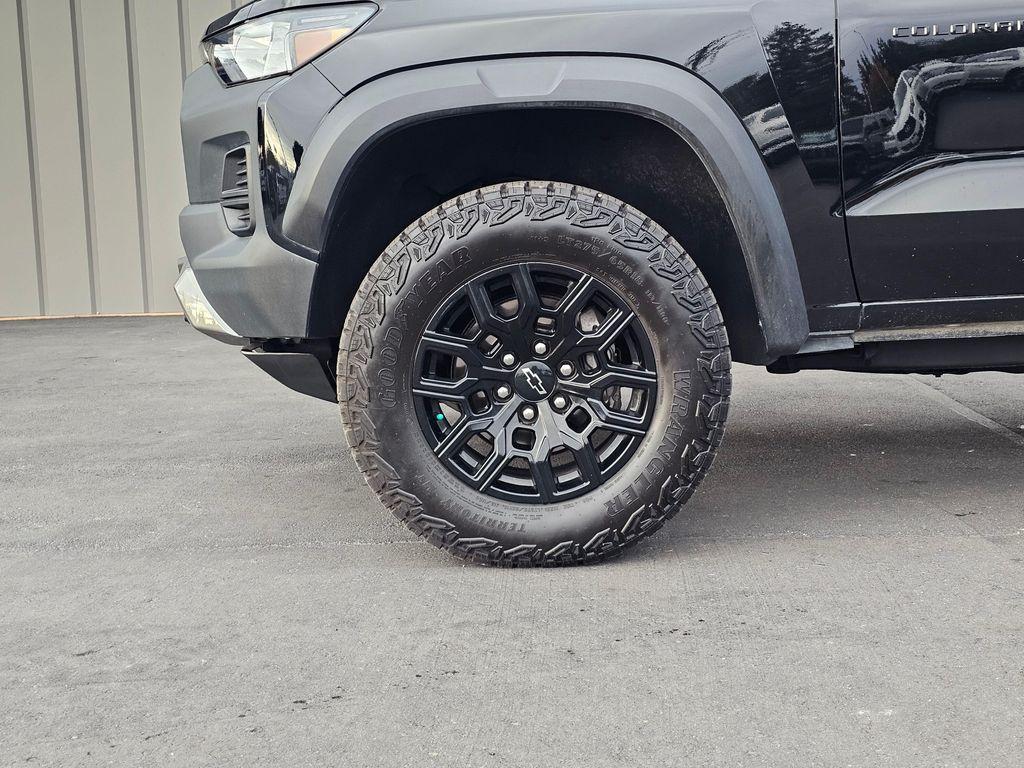 used 2024 Chevrolet Colorado car, priced at $38,850
