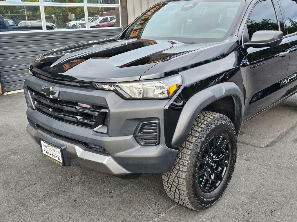 used 2024 Chevrolet Colorado car, priced at $38,850