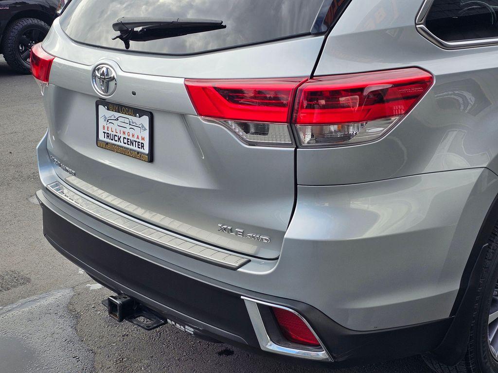 used 2017 Toyota Highlander car, priced at $29,850