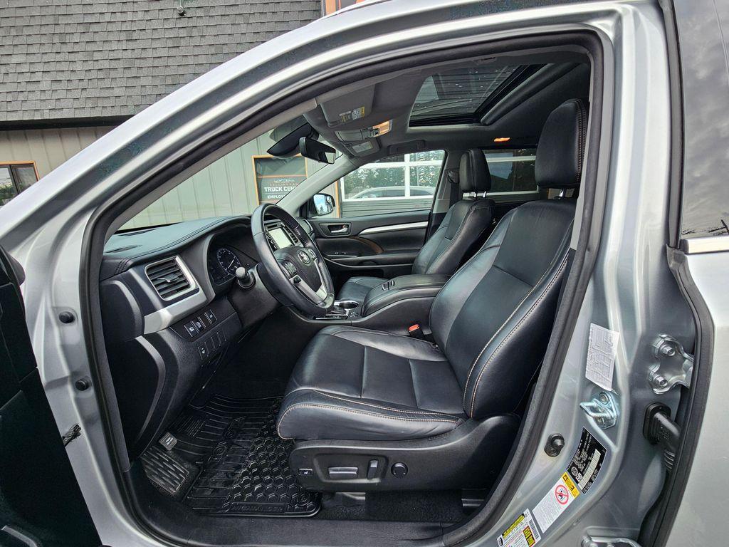 used 2017 Toyota Highlander car, priced at $29,850