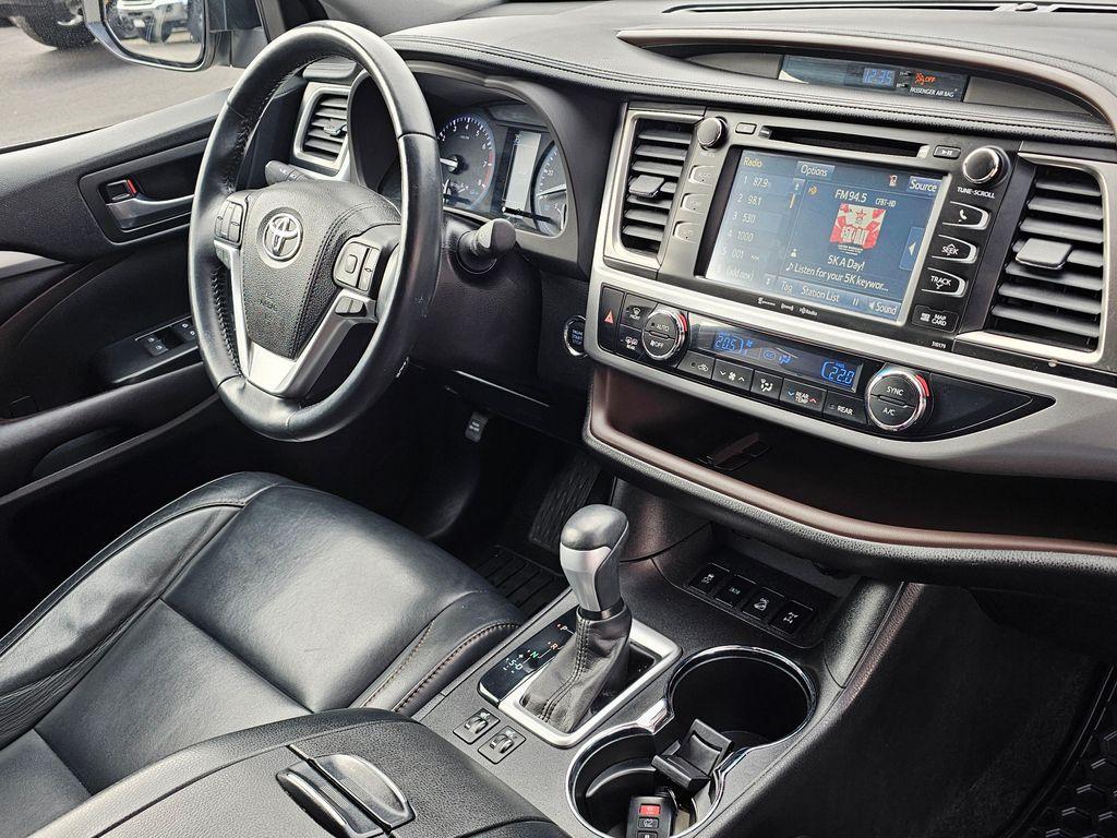used 2017 Toyota Highlander car, priced at $29,850