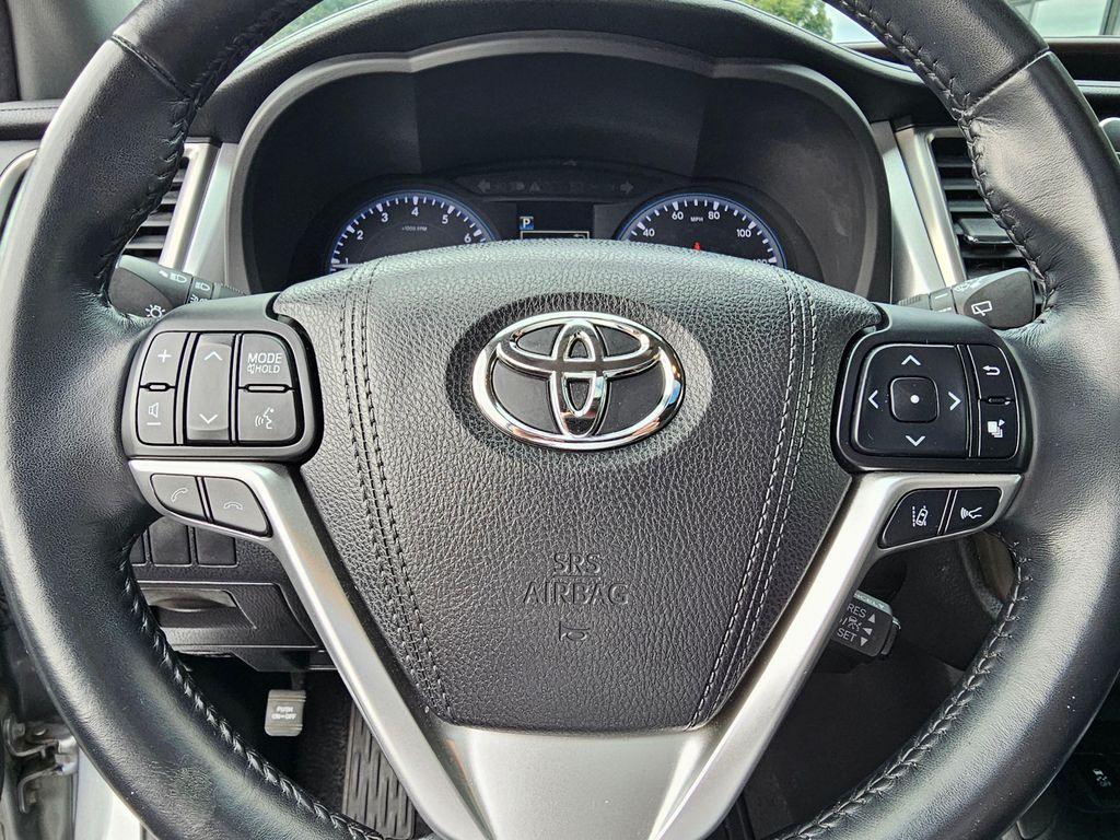 used 2017 Toyota Highlander car, priced at $29,850