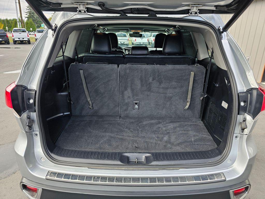 used 2017 Toyota Highlander car, priced at $29,850