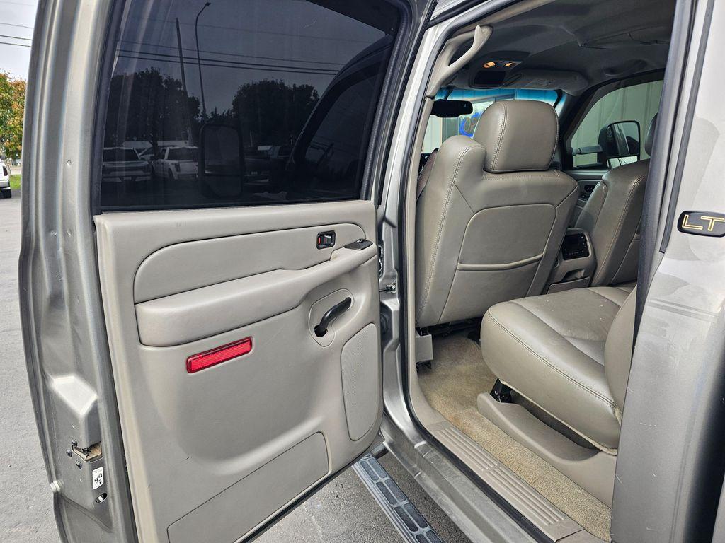 used 2006 Chevrolet Silverado 1500 car, priced at $15,850