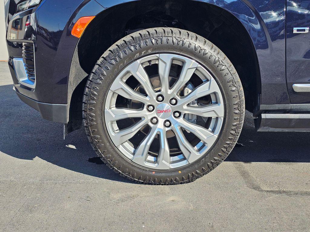 used 2021 GMC Yukon car, priced at $53,850