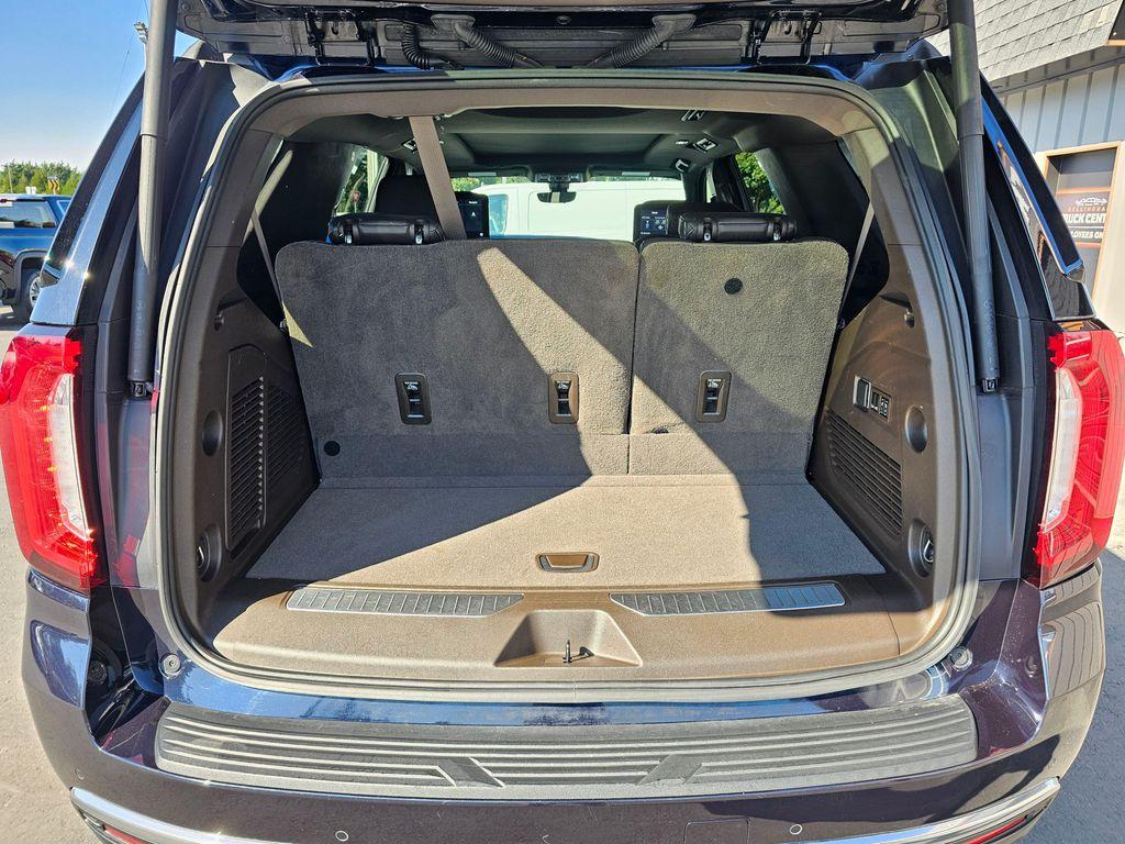 used 2021 GMC Yukon car, priced at $53,850