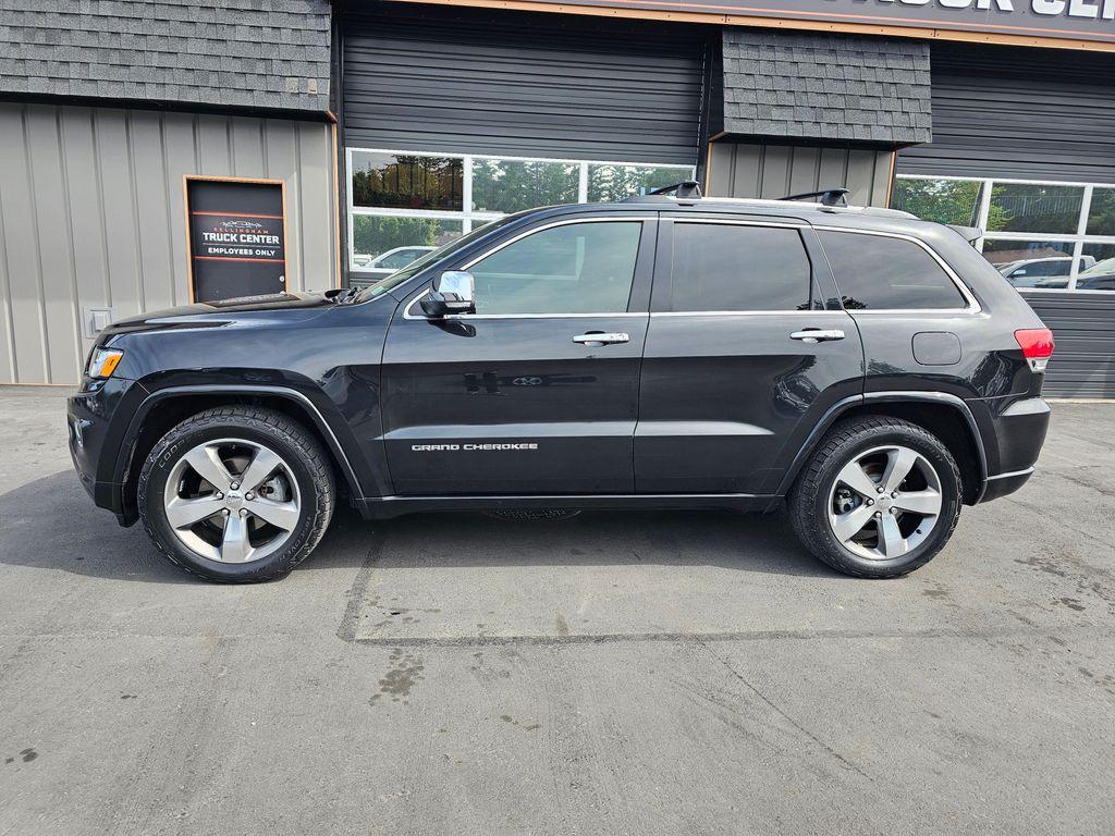 used 2015 Jeep Grand Cherokee car, priced at $17,850