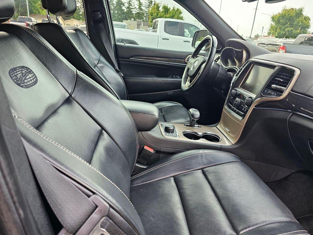 used 2015 Jeep Grand Cherokee car, priced at $17,850