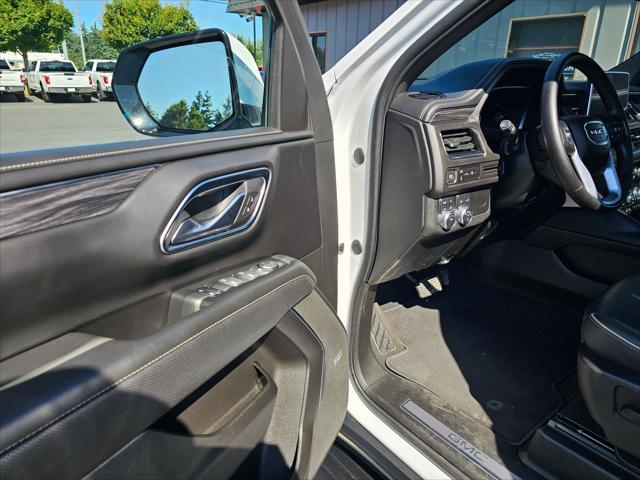 used 2023 GMC Yukon XL car, priced at $59,850