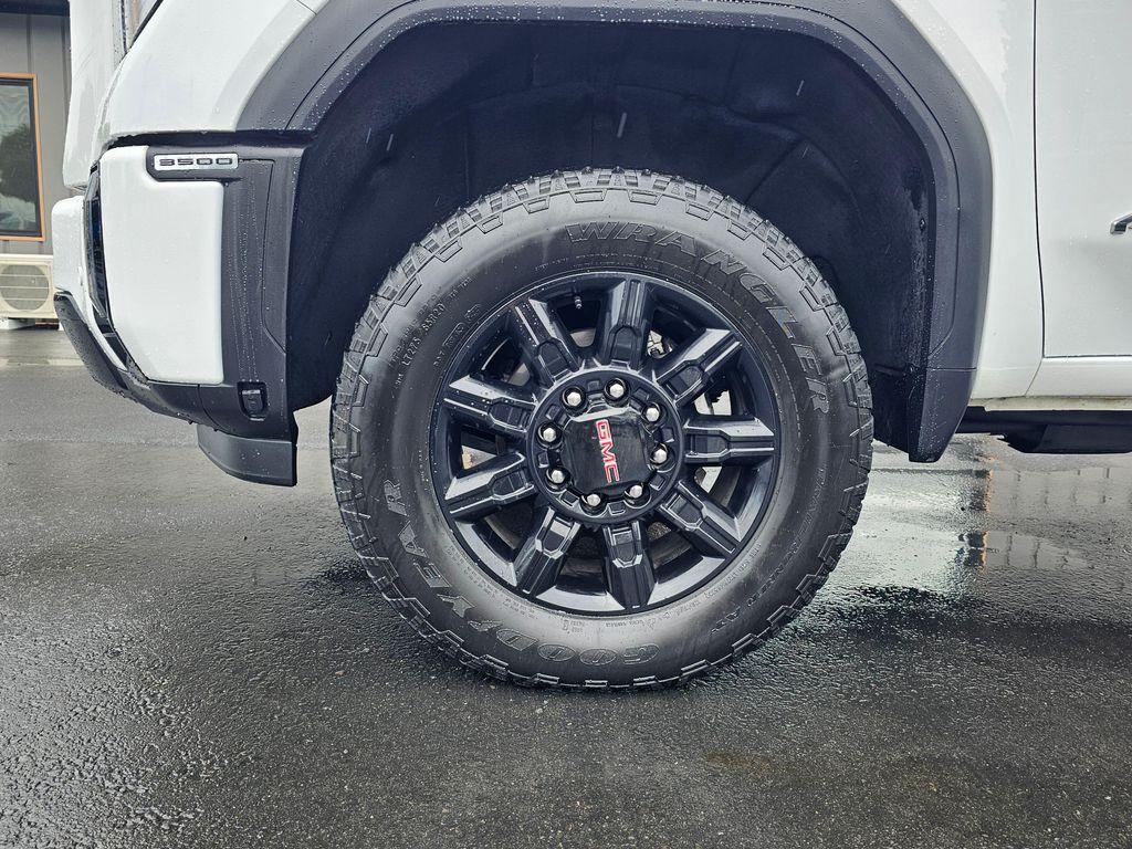 used 2024 GMC Sierra 3500 car, priced at $74,850