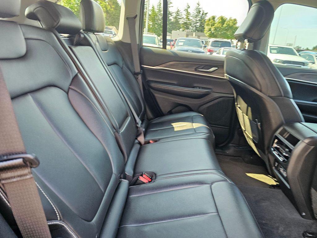 used 2023 Jeep Grand Cherokee car, priced at $33,850