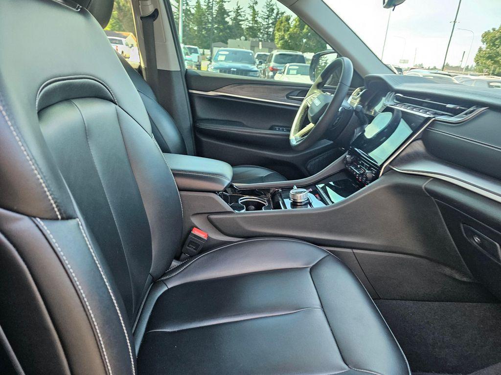 used 2023 Jeep Grand Cherokee car, priced at $33,850