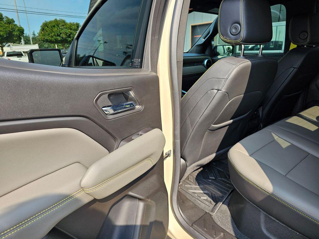 used 2024 Chevrolet Colorado car