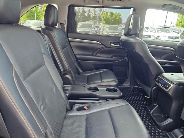 used 2018 Toyota Highlander car, priced at $28,850