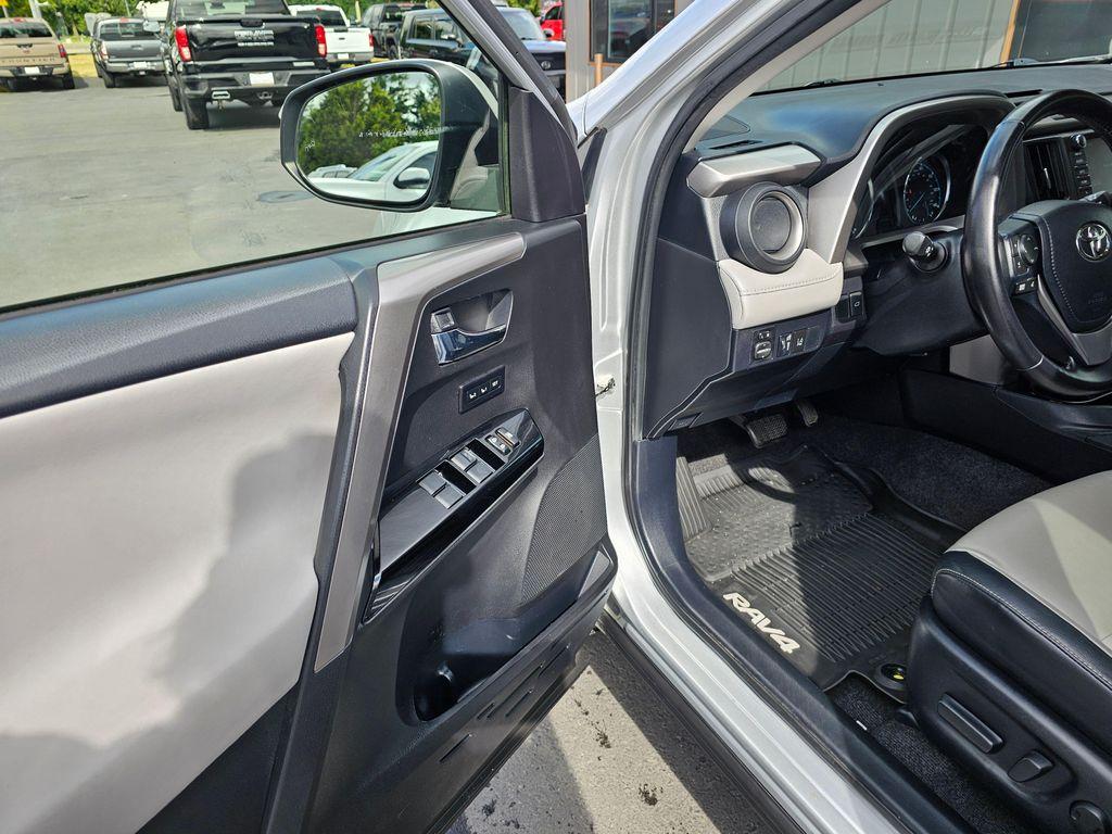 used 2016 Toyota RAV4 Hybrid car, priced at $23,850
