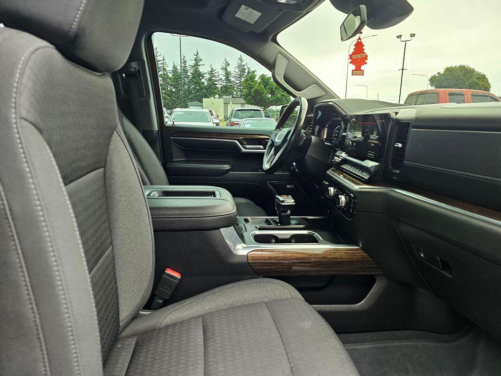 used 2022 GMC Sierra 1500 car, priced at $44,850