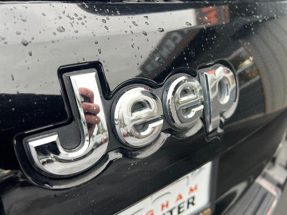 used 2017 Jeep Grand Cherokee car, priced at $18,850