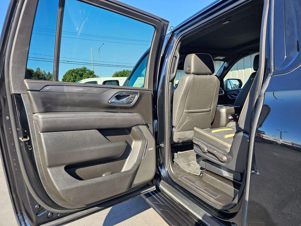 used 2023 GMC Yukon XL car, priced at $57,850