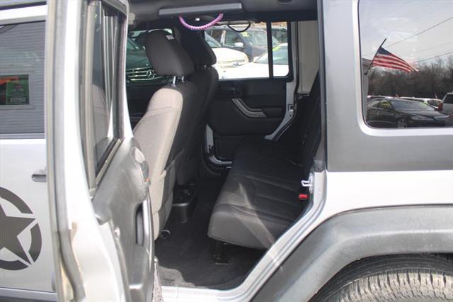 used 2015 Jeep Wrangler Unlimited car, priced at $15,995